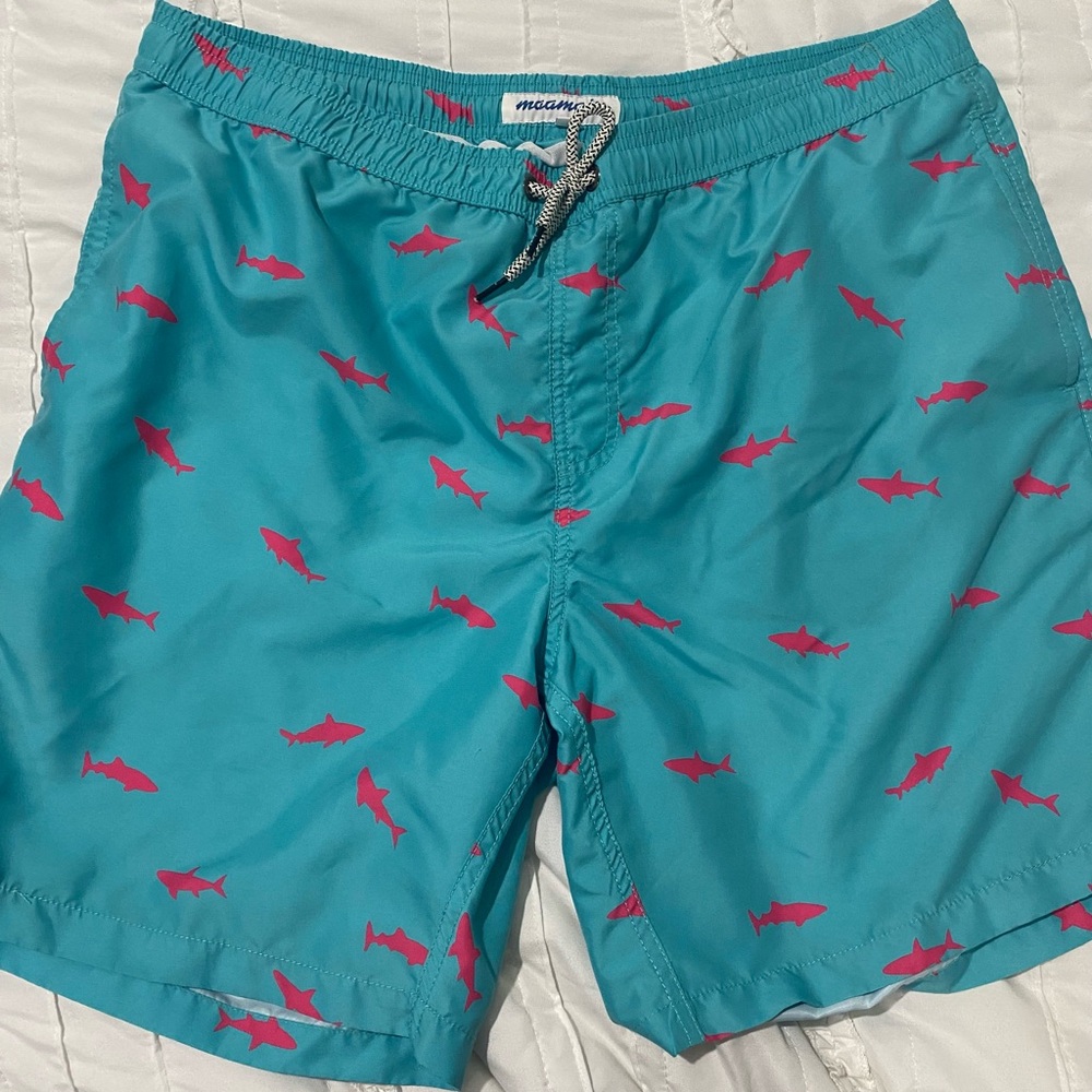 Maamgic swim trunks 5” Inseam Bathing Suit XXL Shark Blue Pink